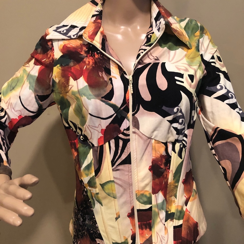 Designer jacket. - Picture 5 of 8